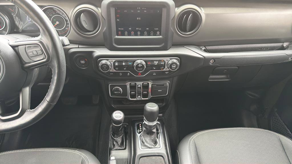 Used 2023 Jeep Gladiator Sport AWD/4WD image 9