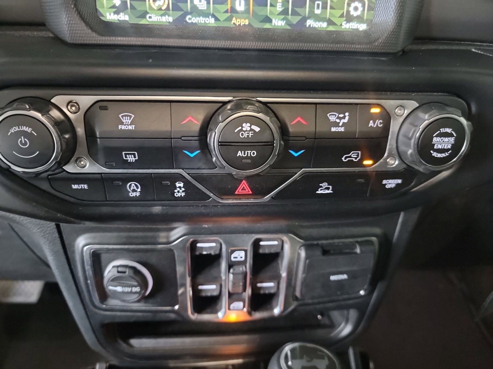 Used 2022 Jeep Wrangler Unlimited Sport AWD/4WD image 21