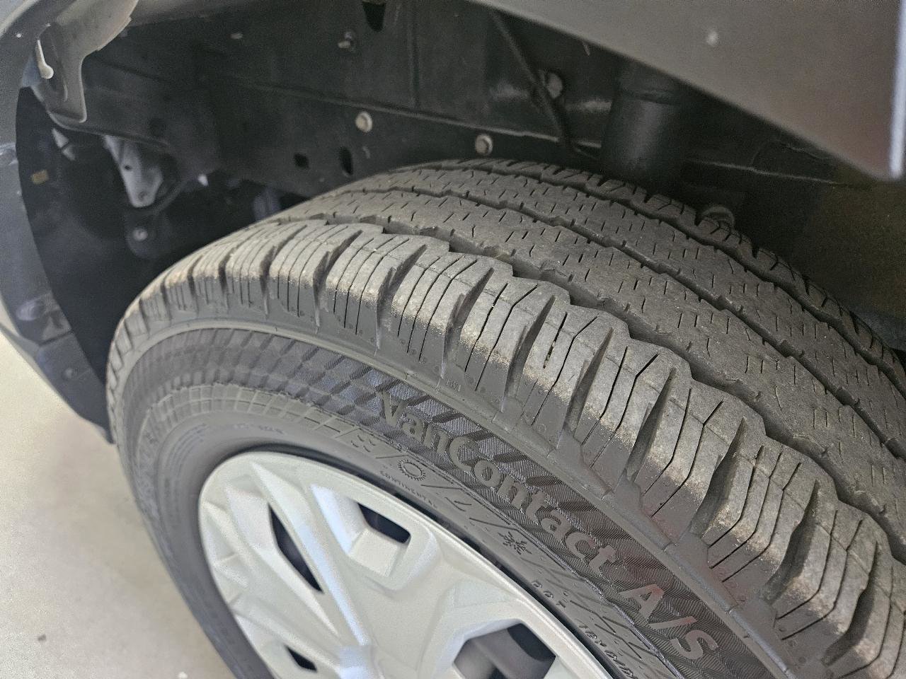 Used 2024 Ford Transit 250 Low Roof w/ Exterior Upgrade Package image 25