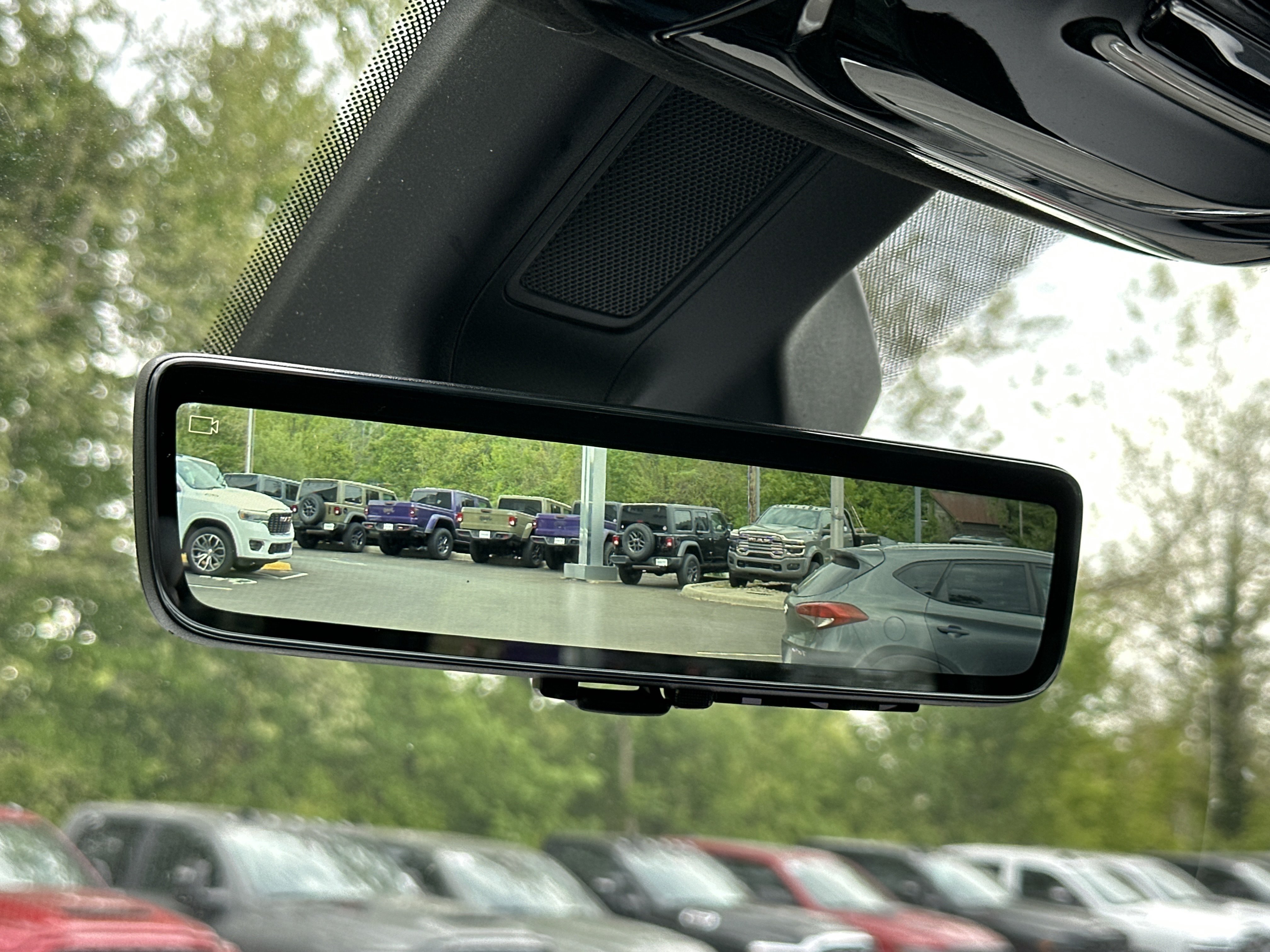 New 2026 Jeep Grand Wagoneer L Summit AWD/4WD image 10