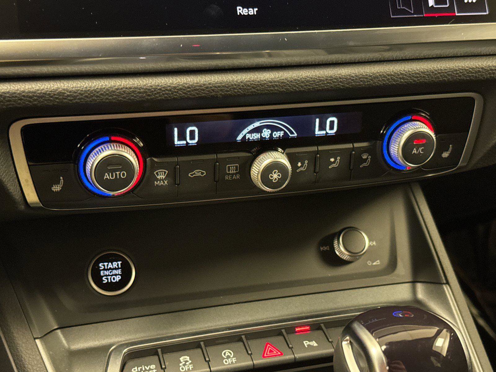 Certified 2025 Audi Q3 2.0T Premium w/ Convenience Package image 20