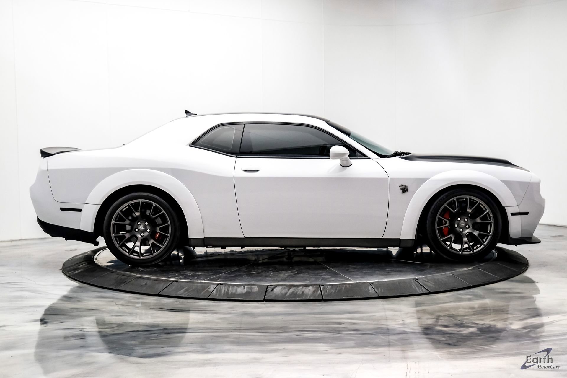Used 2021 Dodge Challenger SRT Hellcat Redeye image 23