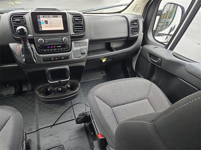 Used 2025 RAM ProMaster 3500 w/ Convenience Group image 11