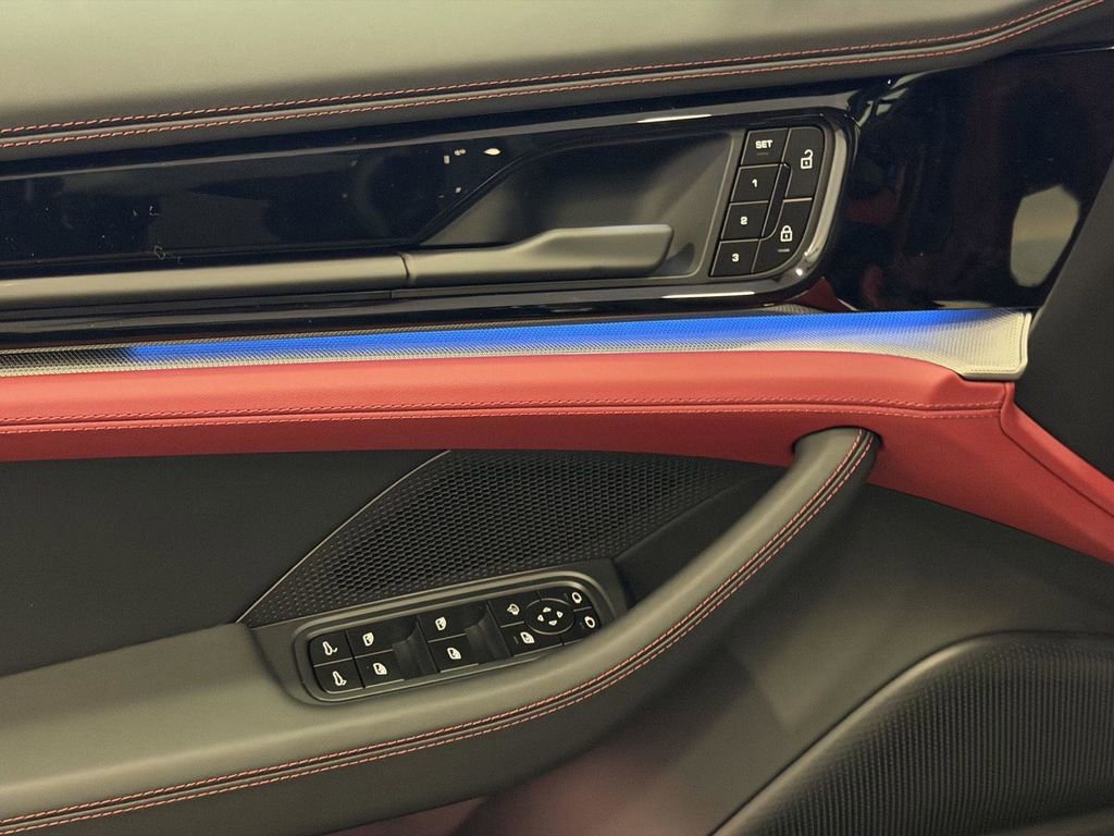New 2026 Porsche Panamera 4 AWD/4WD image 14