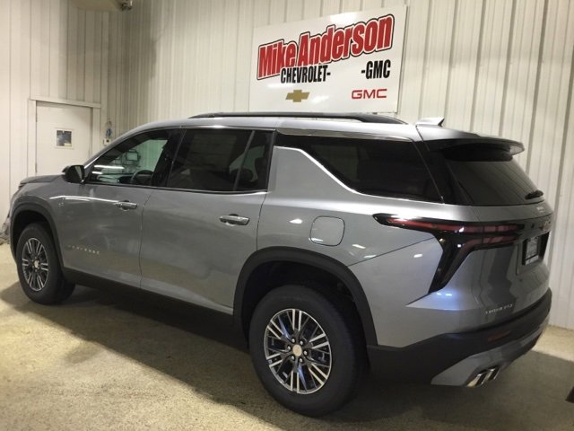 New 2026 Chevrolet Traverse LT w/ LPO, Floor Liner Package image 3