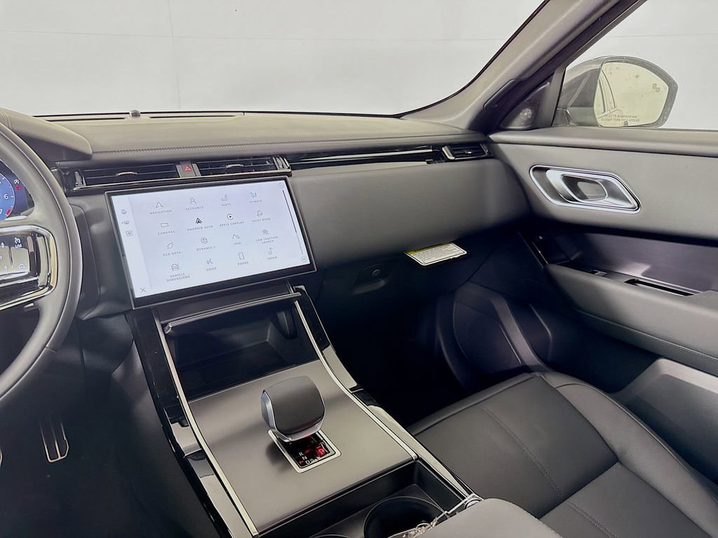 New 2026 Land Rover Range Rover Velar Dynamic SE AWD/4WD image 26