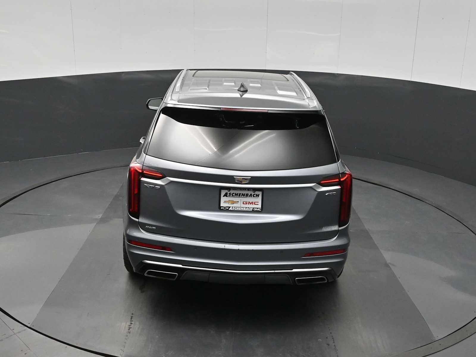Used 2022 Cadillac XT6 Premium Luxury image 16