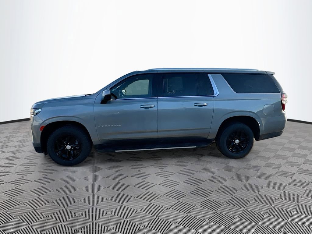 Used 2023 Chevrolet Suburban LT image 8