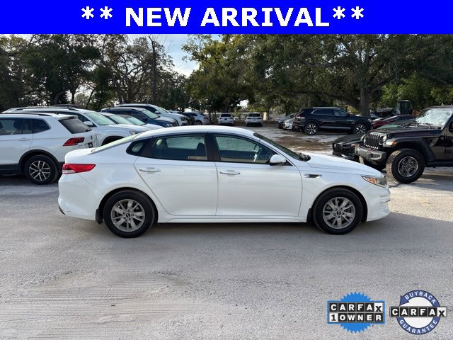 Used 2018 Kia Optima LX image 17
