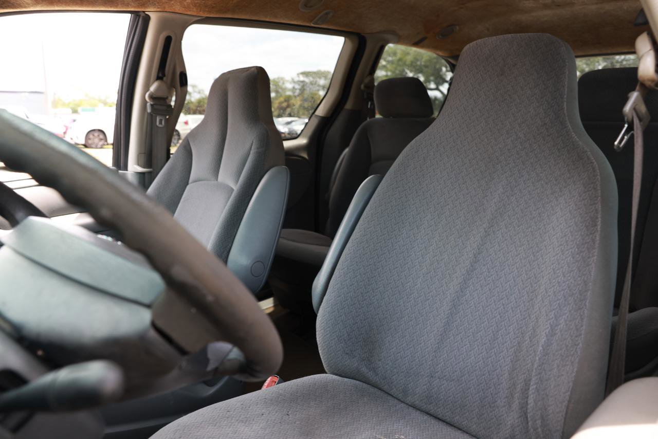 Used 2005 Dodge Grand Caravan SE w/ Popular Equipment Group I FWD image 6