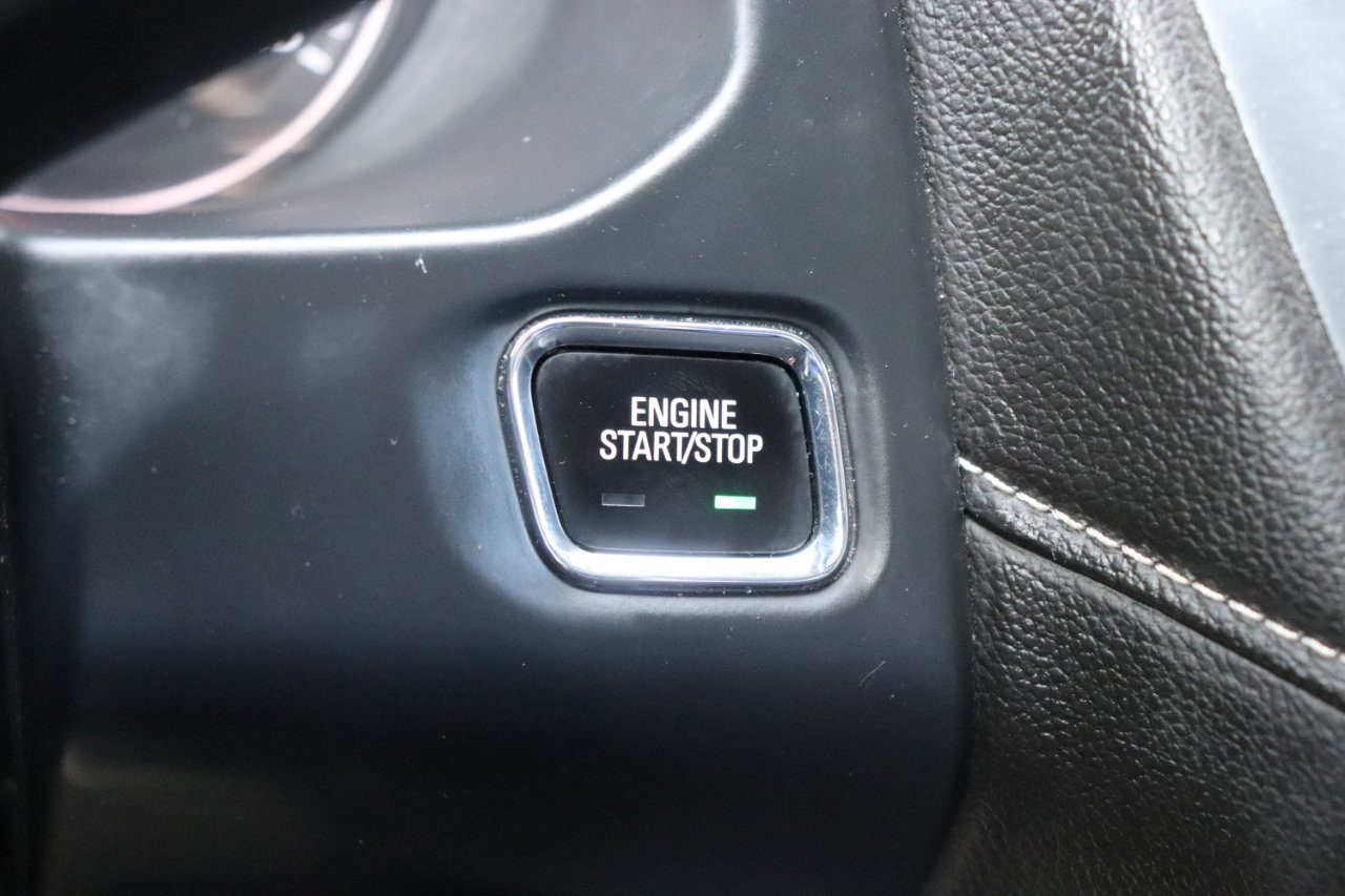 Used 2023 GMC Acadia SLT image 43
