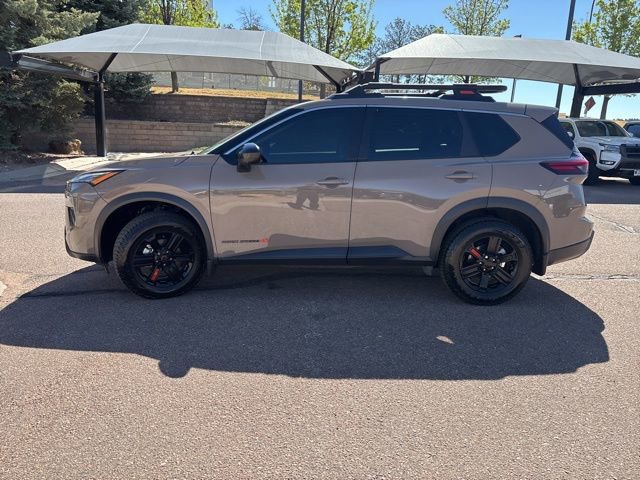 Certified 2025 Nissan Rogue SV AWD/4WD image 5