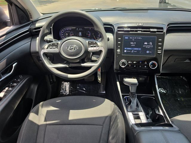 Used 2023 Hyundai Tucson SE FWD image 17