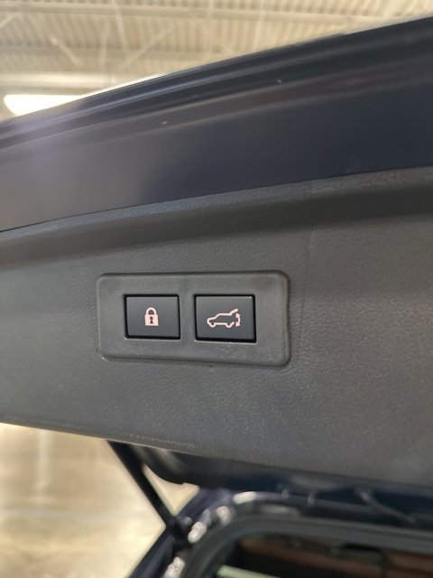 New 2025 Subaru Outback Touring XT image 32