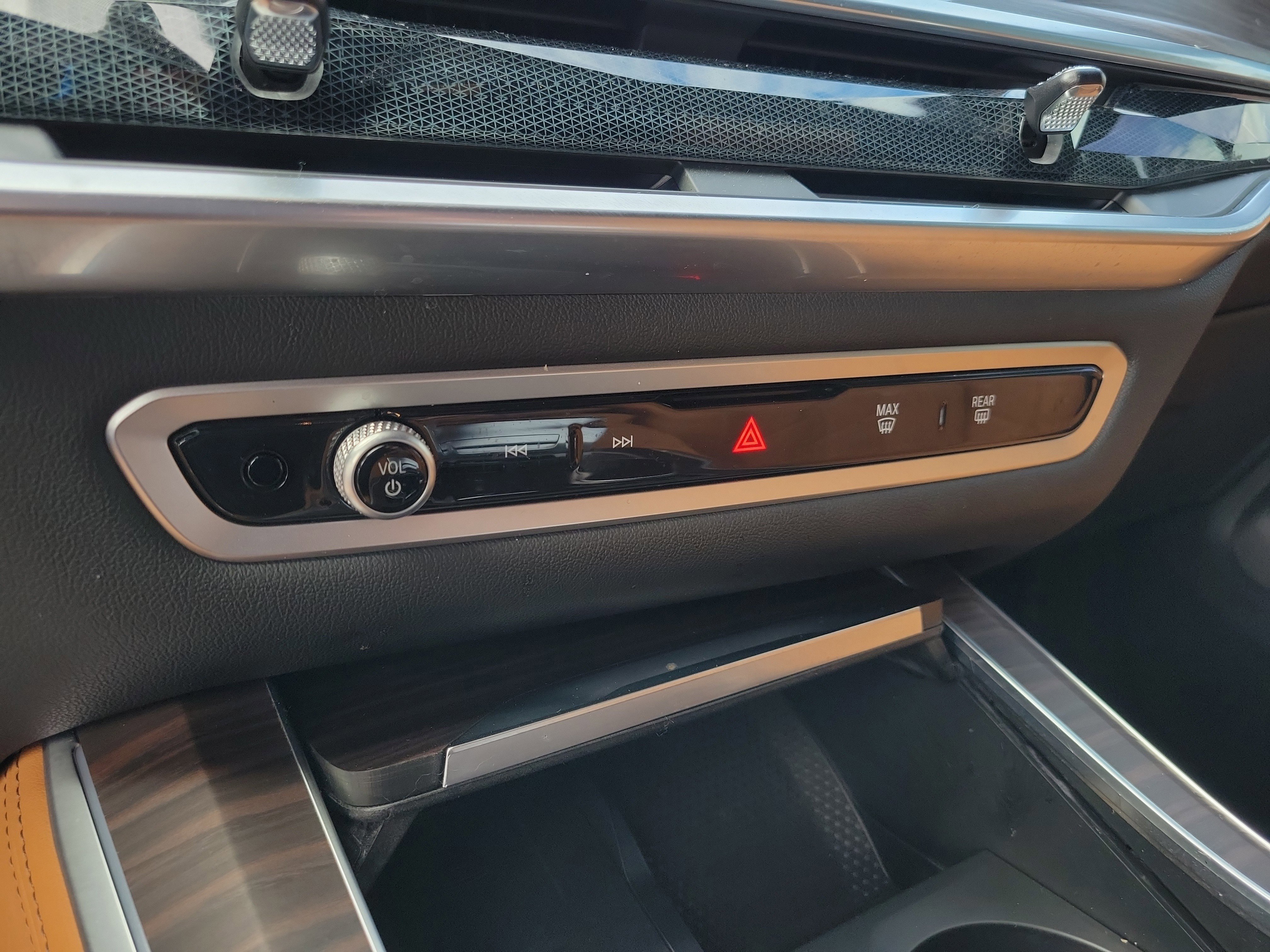 Used 2024 BMW X5 sDrive40i image 32