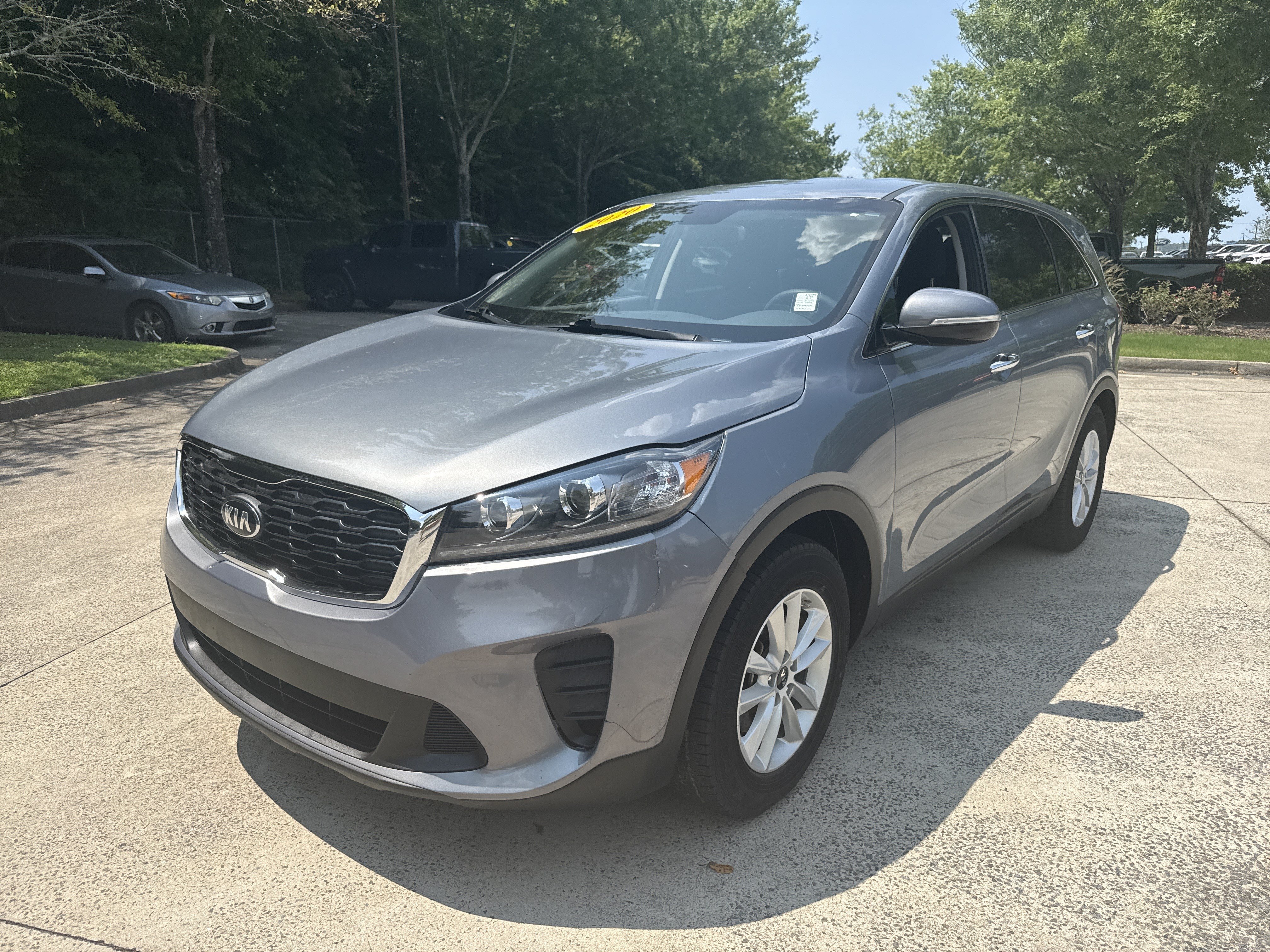 Used 2020 Kia Sorento LX FWD image 3