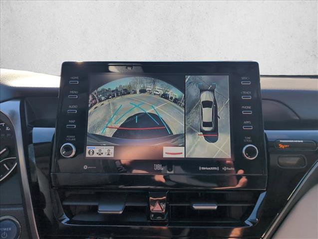 Used 2021 Toyota Camry XLE image 13