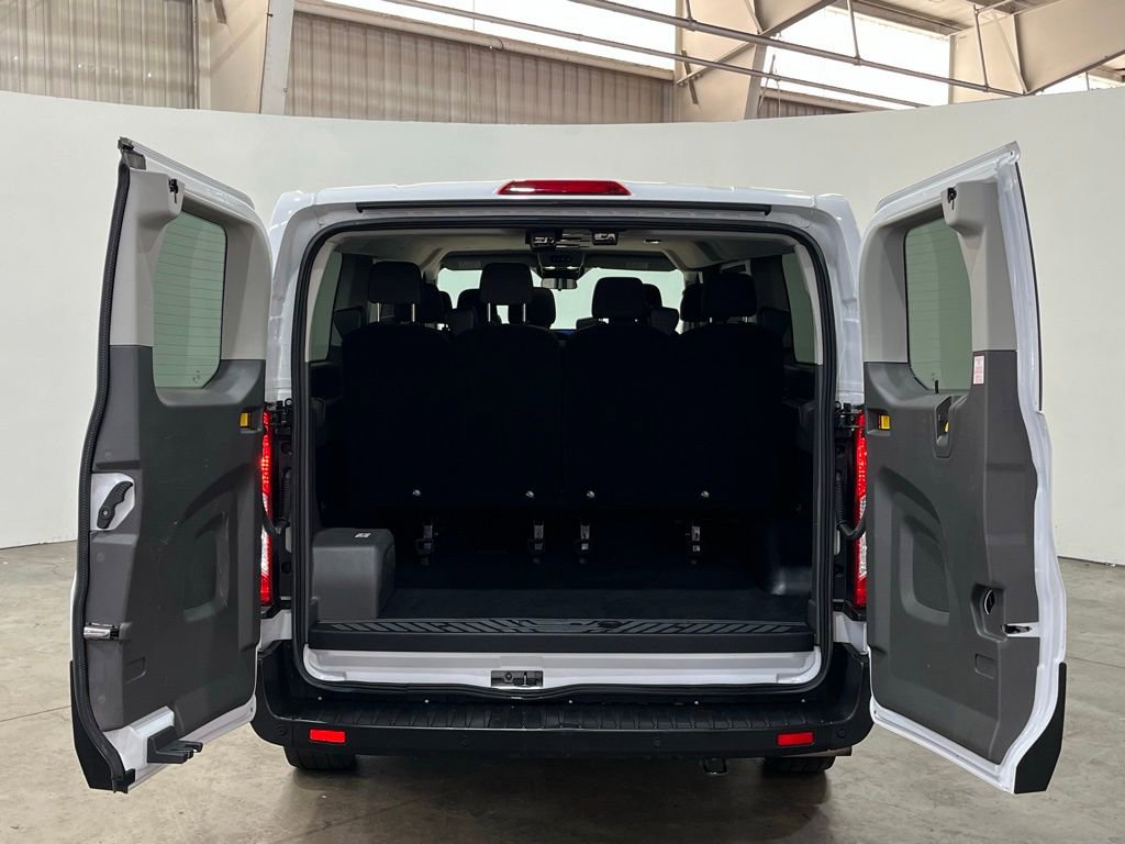 Used 2024 Ford Transit 350 XLT image 12