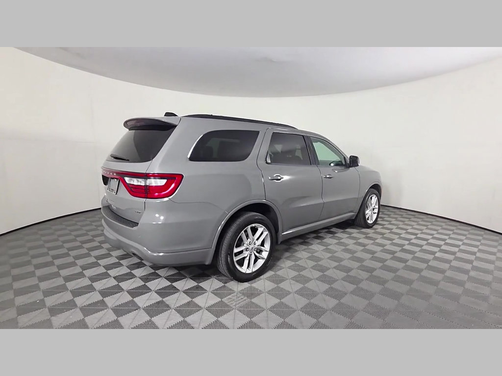 Used 2025 Dodge Durango GT AWD/4WD image 40