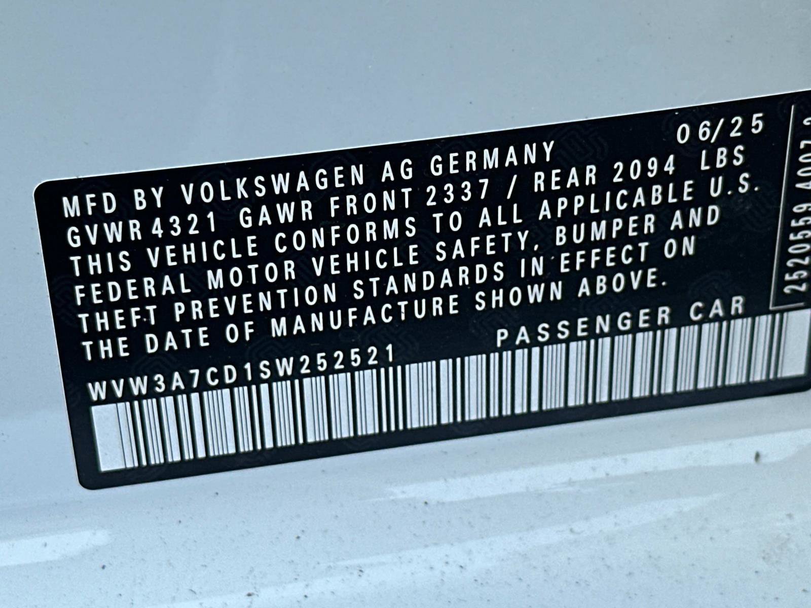 New 2025 Volkswagen GTI SE image 19