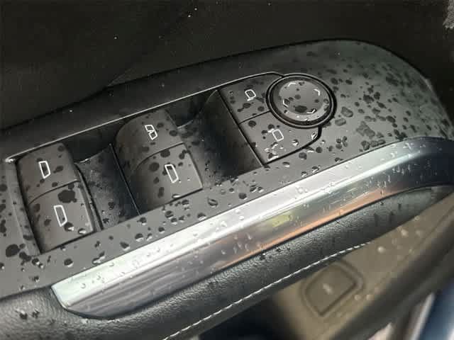 Used 2024 Chevrolet Traverse LT w/ LPO, Floor Liner Package FWD image 19