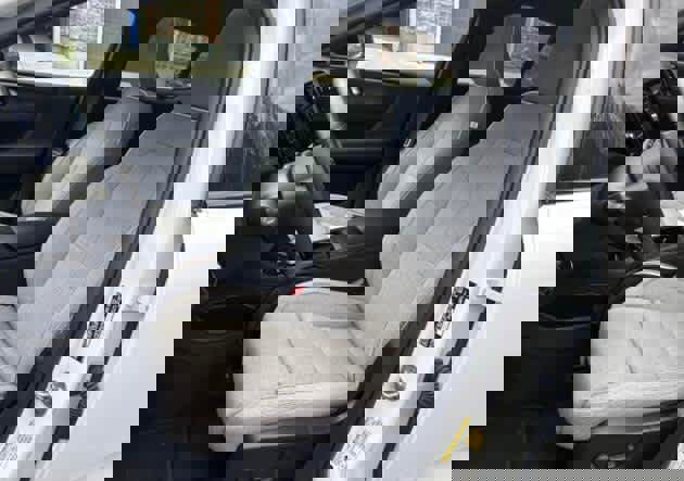 Used 2023 Volvo C40 P8 Recharge Ultimate image 2