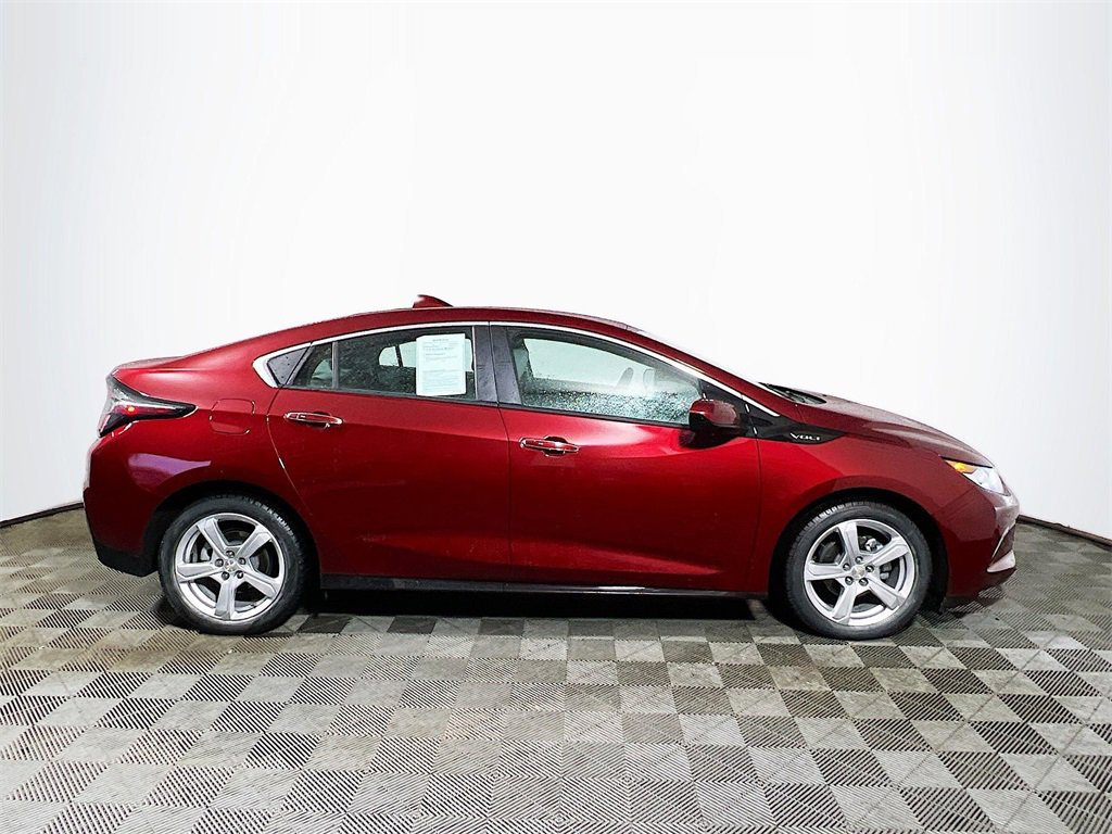 Used 2017 Chevrolet Volt LT w/ Comfort Package image 9