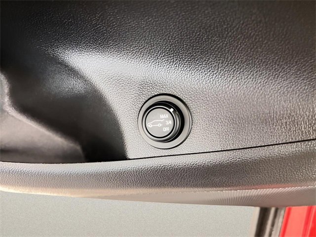 Used 2017 Buick Envision Essence image 18