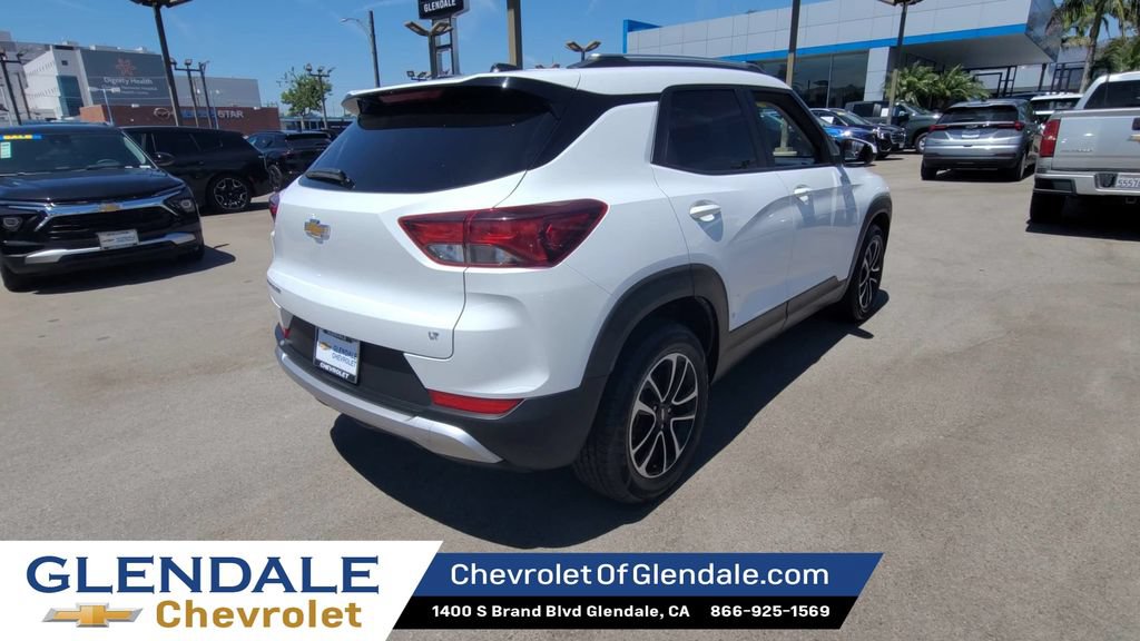 Used 2025 Chevrolet TrailBlazer LT FWD image 8