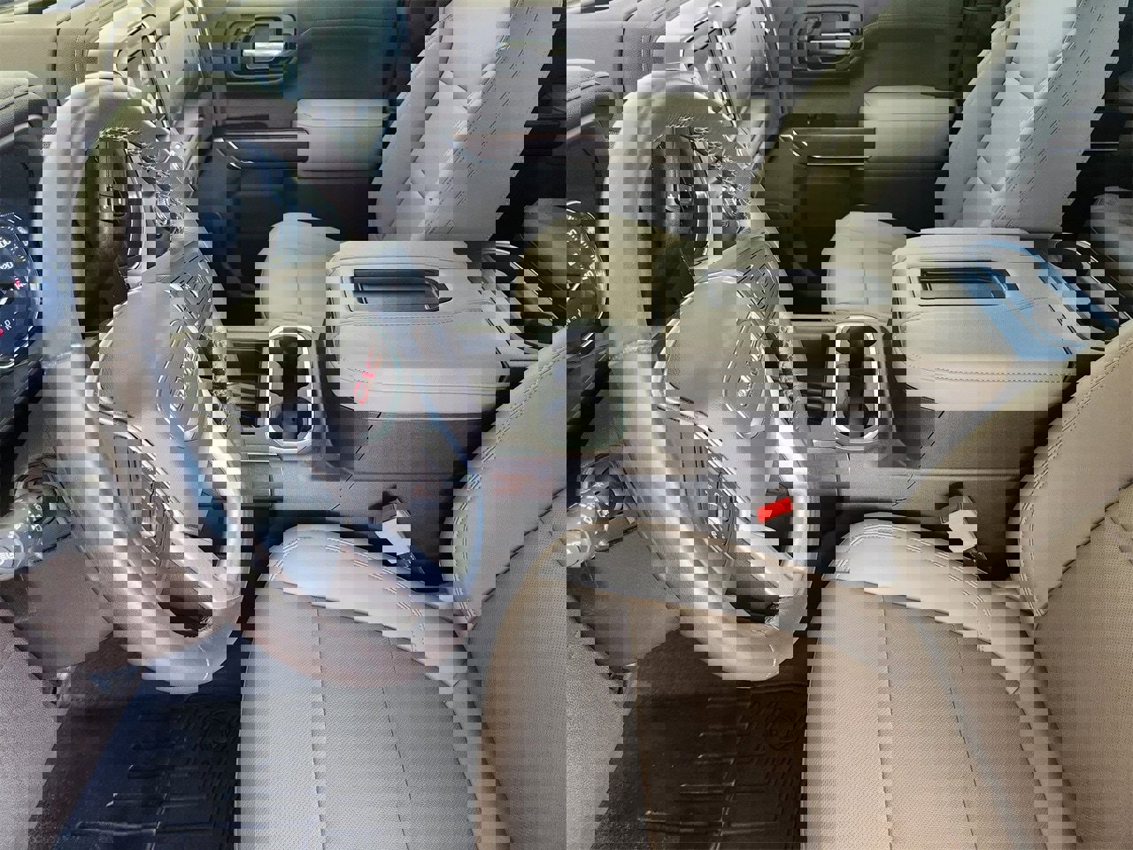 Used 2021 GMC Sierra 1500 SLT image 12