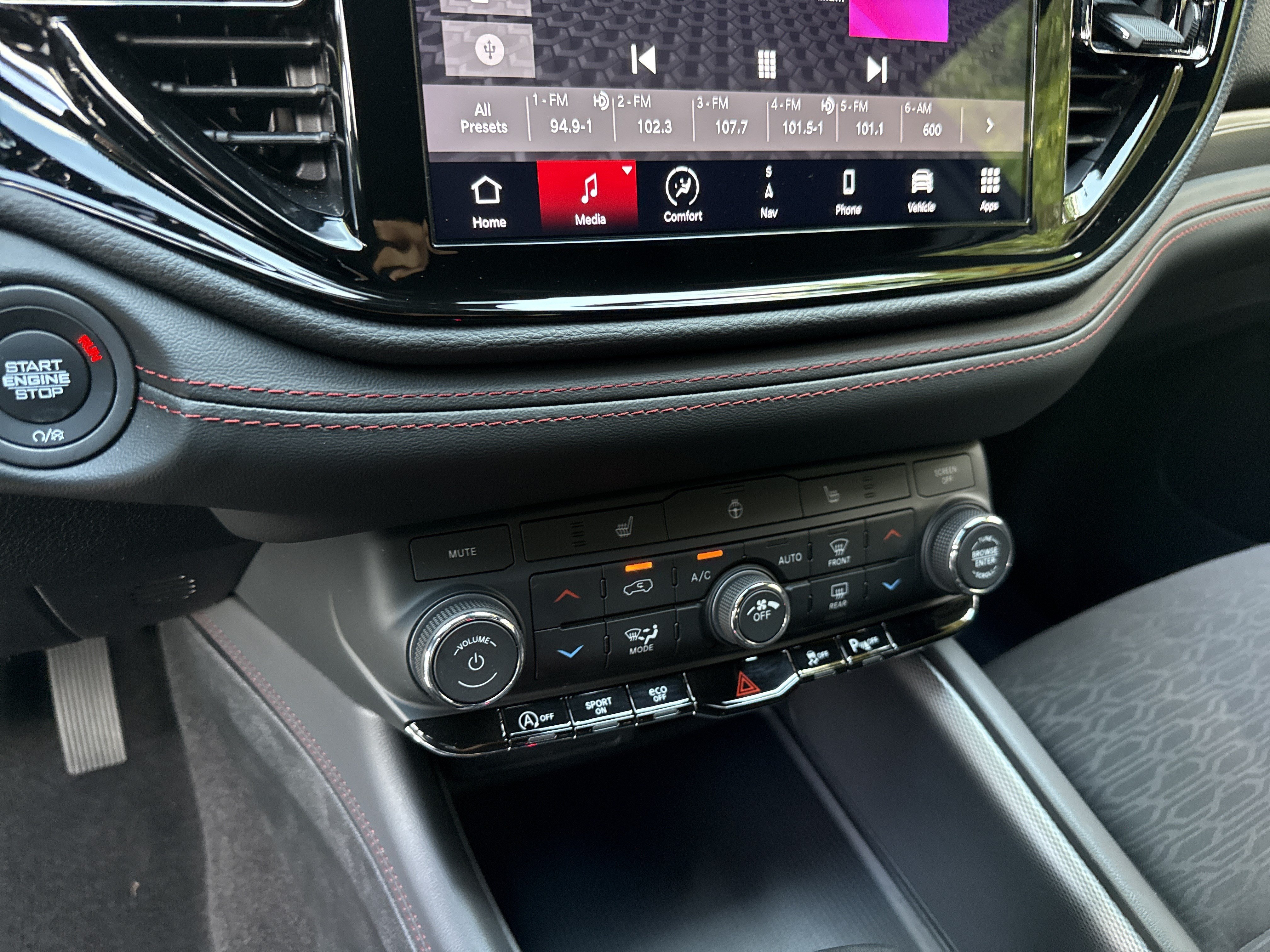 Used 2026 Dodge Durango GT AWD/4WD image 28