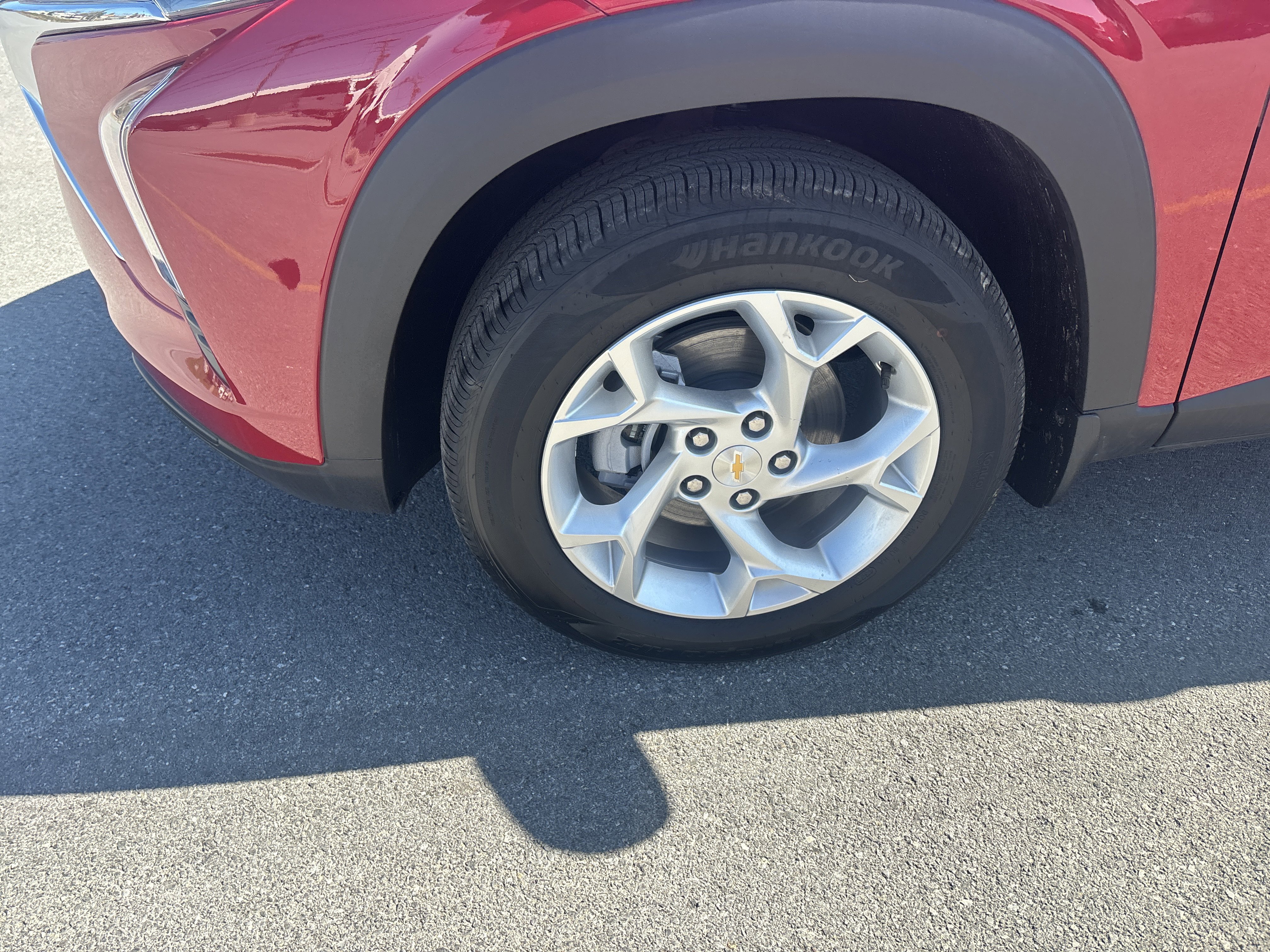New 2026 Chevrolet Trax LS w/ LS Convenience Package FWD image 11