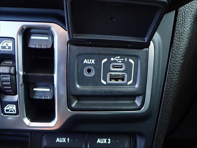 Used 2024 Jeep Wrangler Sport S w/ LED Headlamp & Fog Lamp Group image 19