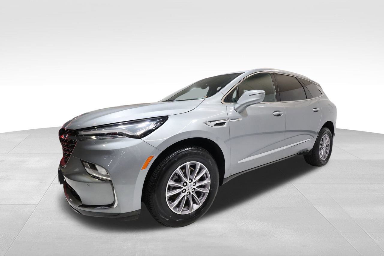 Used 2024 Buick Enclave Premium image 8