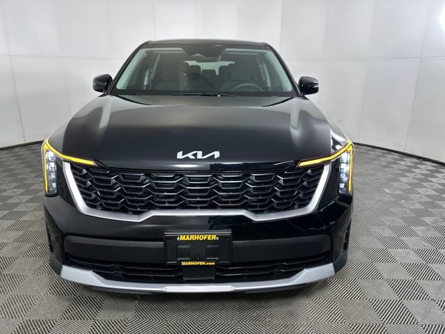Used 2024 Kia Sorento LX image 8