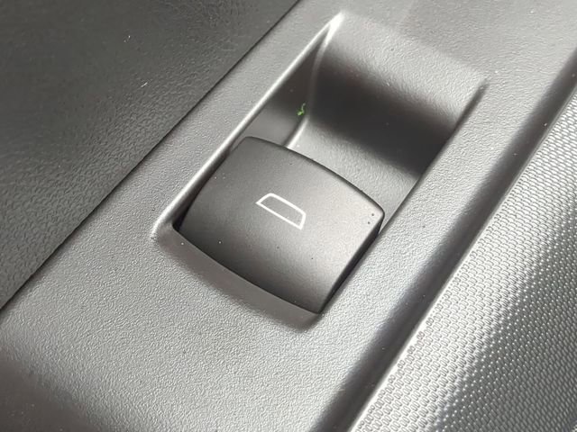 New 2026 GMC Canyon Elevation w/ Convenience Package RWD image 38