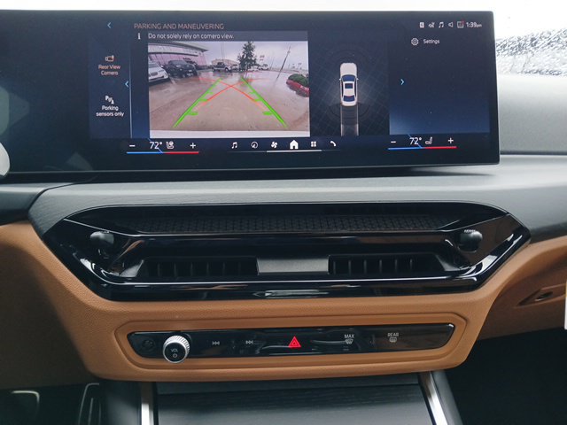 New 2026 BMW 330i Sedan w/ M Sport Package RWD image 19