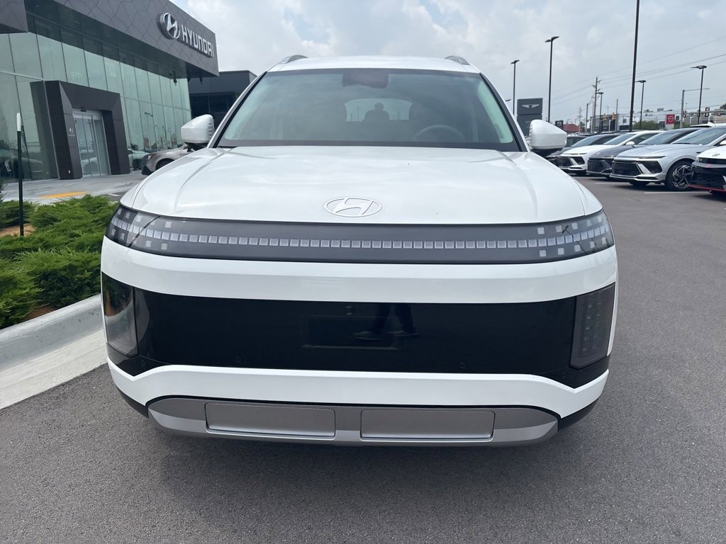 New 2026 Hyundai Ioniq 9 SEL image 2