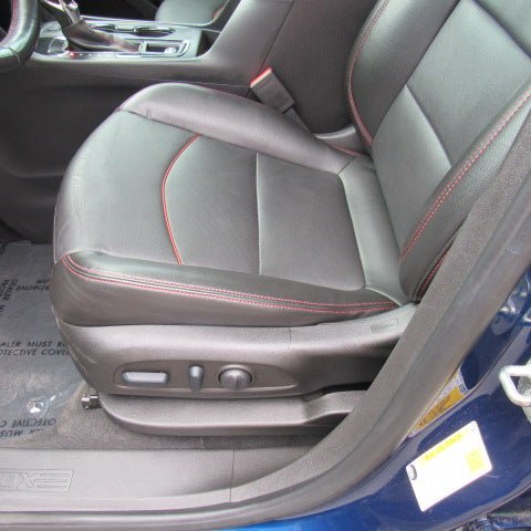 Used 2022 Chevrolet Equinox RS w/ RS Leather Package FWD image 17