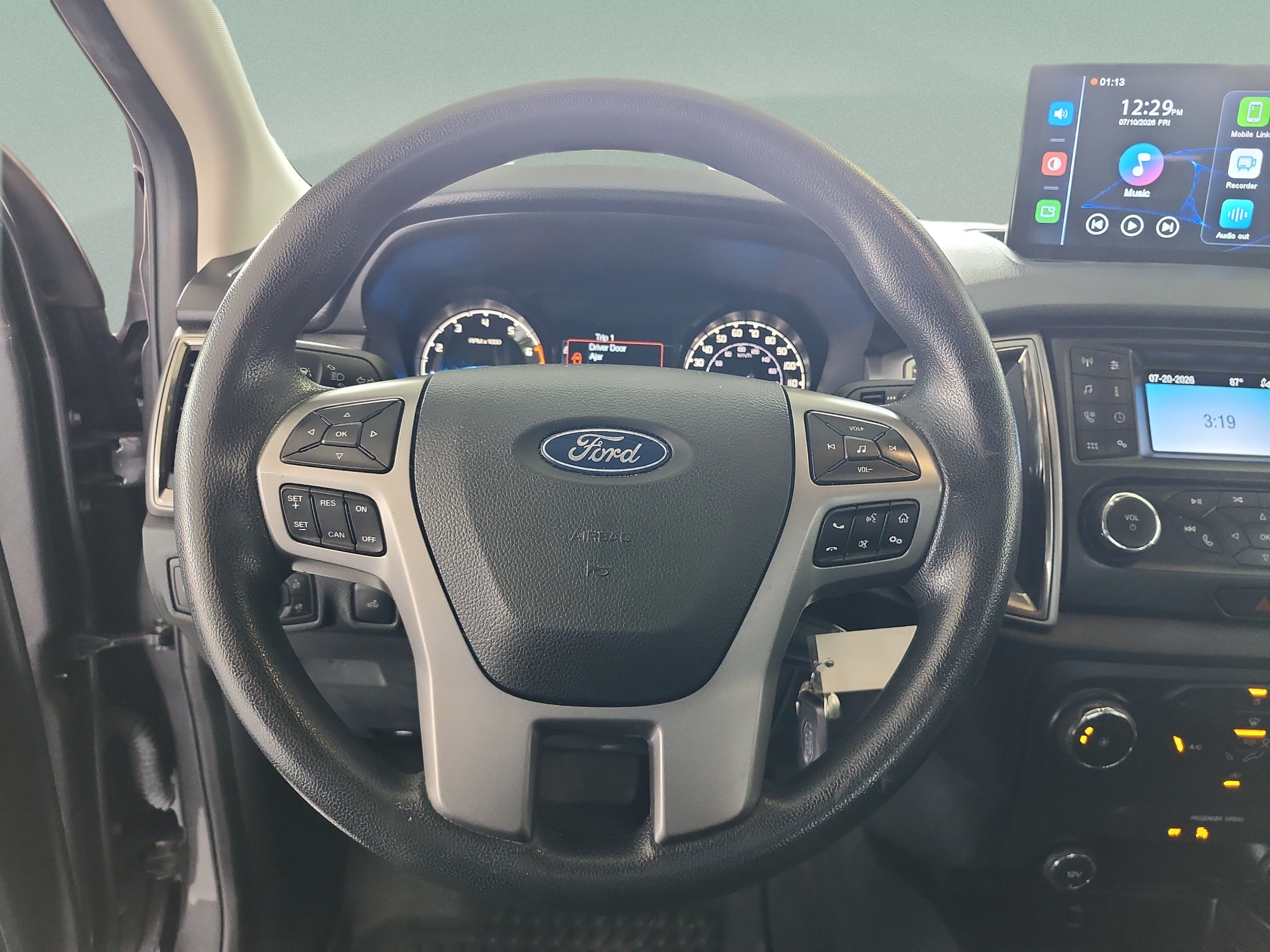 Certified 2019 Ford Ranger XLT w/ Trailer Tow Package RWD image 9