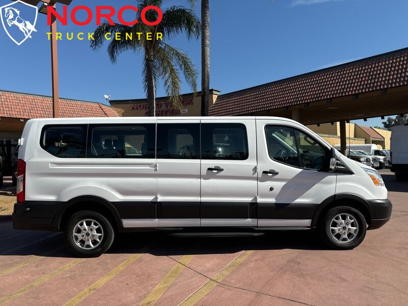Used 2017 Ford Transit 350 XLT RWD image 1