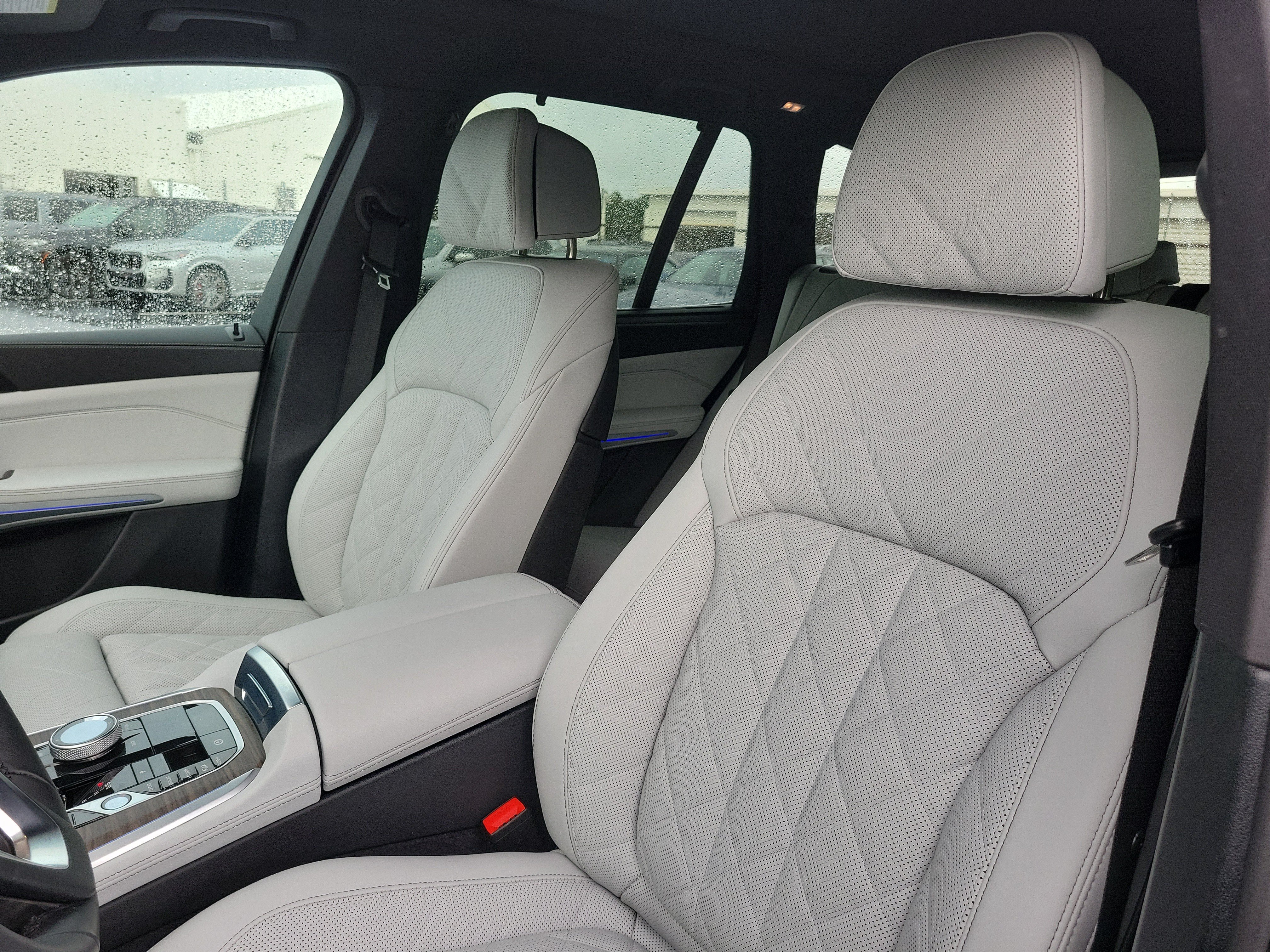Used 2026 BMW X5 xDrive40i w/ Executive Package AWD/4WD image 23