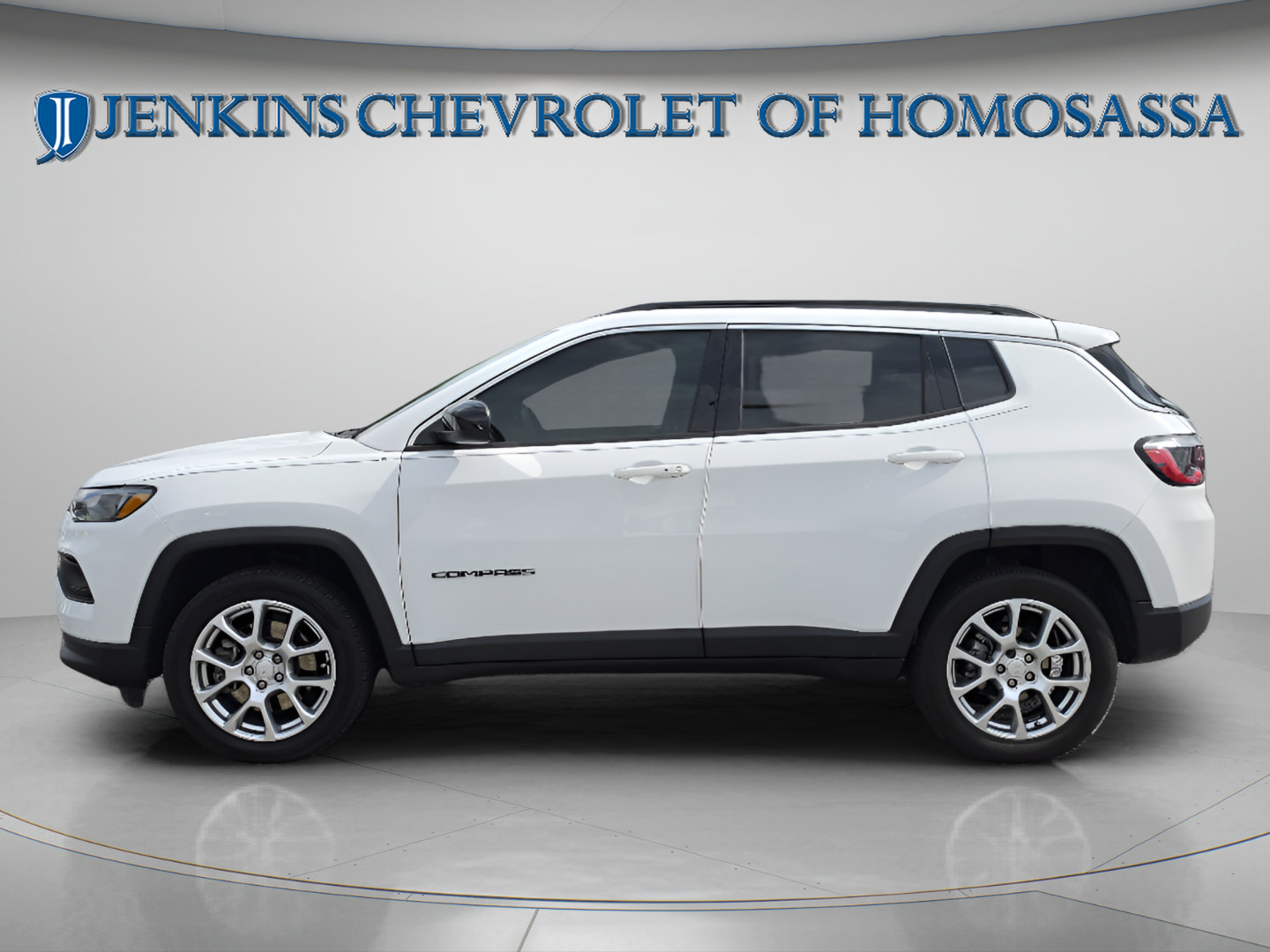 Used 2023 Jeep Compass Latitude AWD/4WD image 9