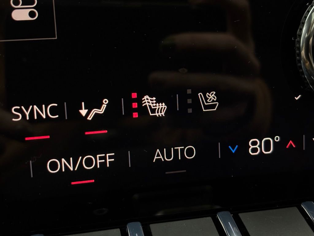 New 2026 GMC Yukon Denali w/ Sun & Power Step Package image 5