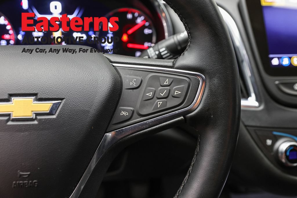 Used 2024 Chevrolet Malibu LT FWD image 16