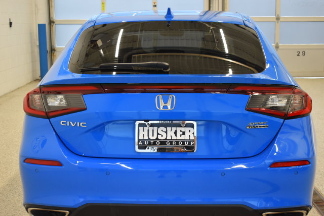 Used 2022 Honda Civic Sport Touring image 11