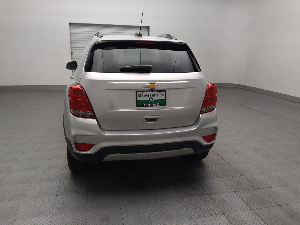 Used 2017 Chevrolet Trax LT w/ Sun & Sound Package AWD/4WD image 6