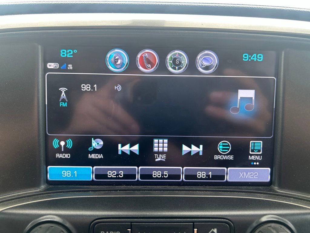 Used 2018 Chevrolet Silverado 1500 LTZ Z71 w/ LTZ Plus Package AWD/4WD image 29