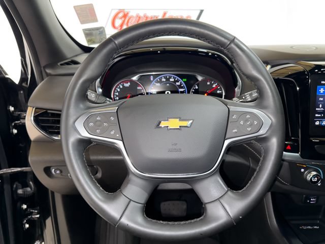 Used 2023 Chevrolet Traverse Premier FWD image 8