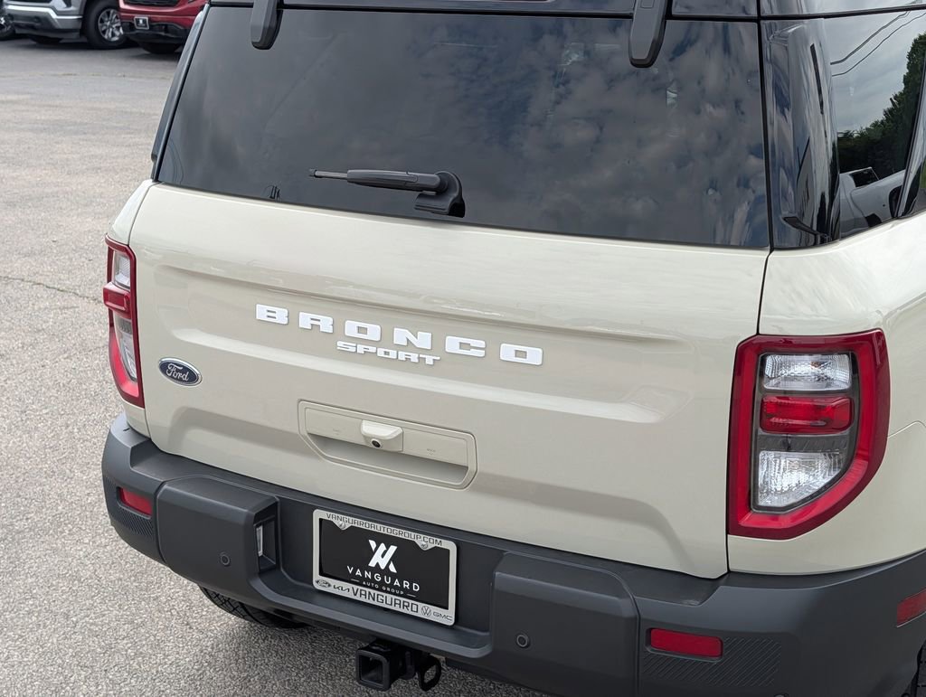 Used 2025 Ford Bronco Sport Badlands AWD/4WD image 8